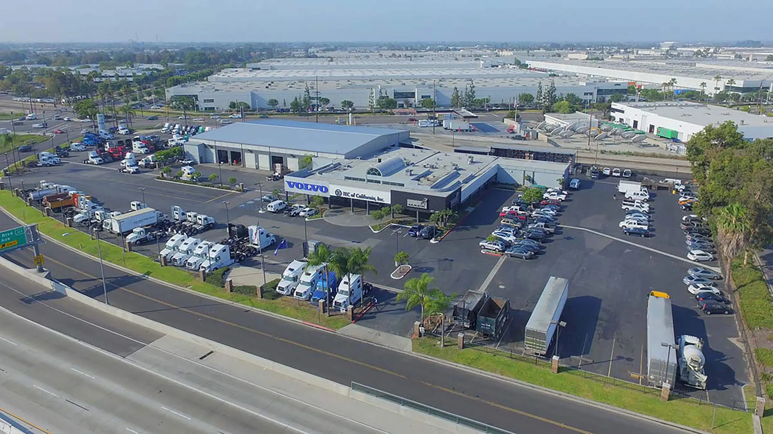 TEC Equipment - La Mirada Trucks storefront