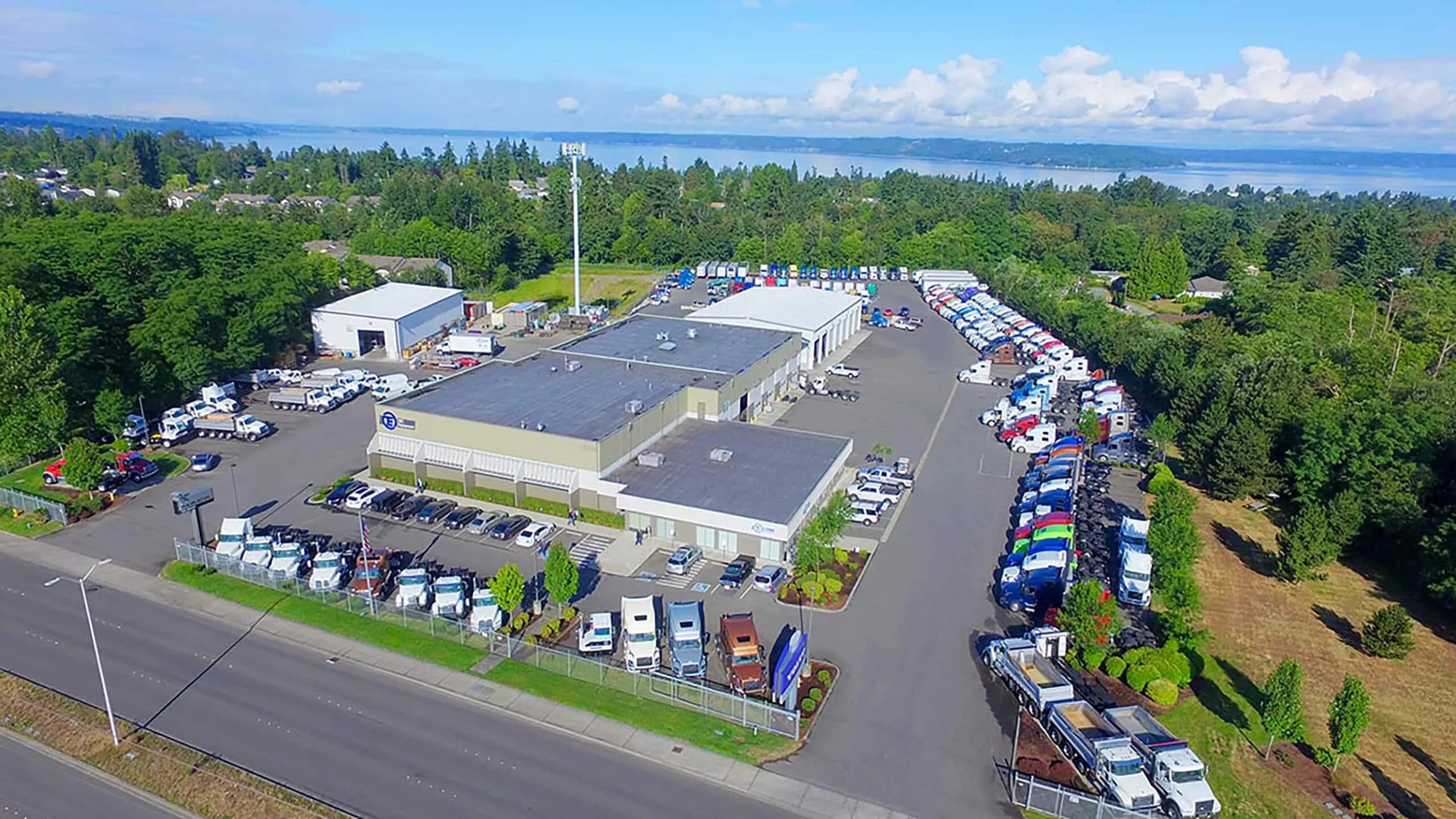 TEC Equipment - Seattle Trucks storefront